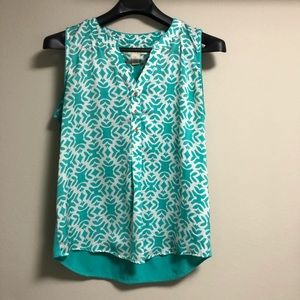 Sleeveless top